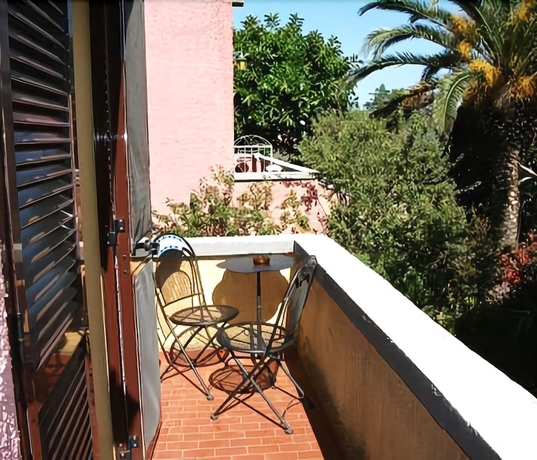 Imagen de la habitación del Hotel Abbaruja. Foto 12