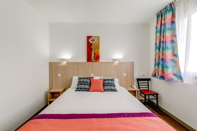 Imagen de la habitación del Hotel Abbatiale Grenoble Centre. Foto 4