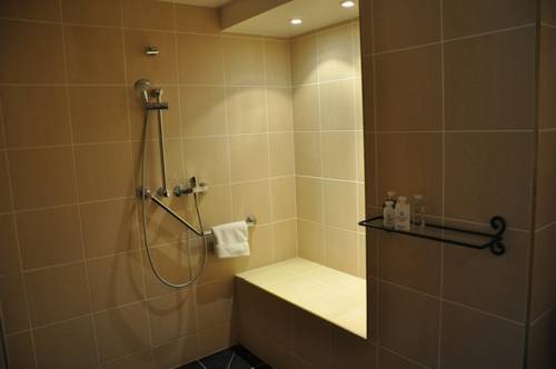 Imagen de la habitación del Hotel Abbaye De La Bussi&egrave;re. Foto 5