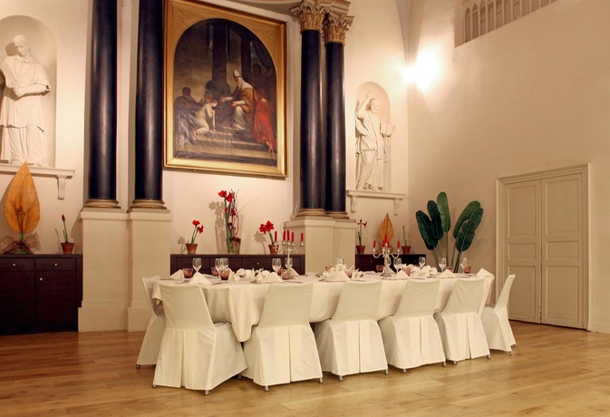 Imagen de los interiores del Hotel Abbaye Des Capucins Spa and Resort. Foto 12