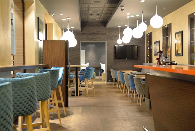 Imagen del bar/restaurante del Hotel Abbaye Des Capucins Spa and Resort. Foto 3