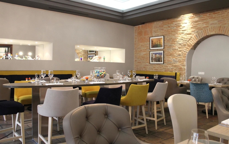 Imagen del bar/restaurante del Hotel Abbaye Des Capucins Spa and Resort. Foto 4