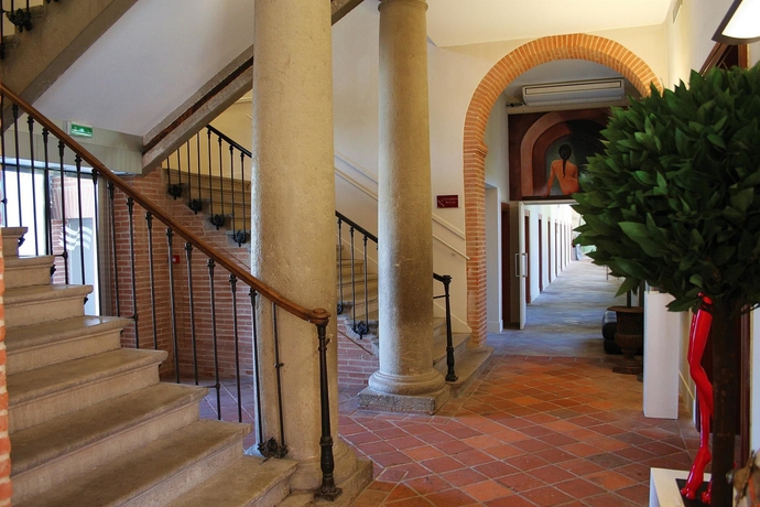 Imagen de los interiores del Hotel Abbaye Des Capucins Spa and Resort. Foto 16