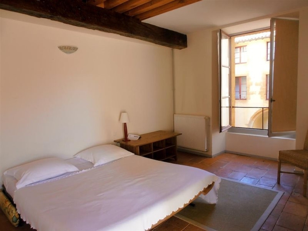 Imagen general del Hotel Abbaye Ecole De Soreze. Foto 2