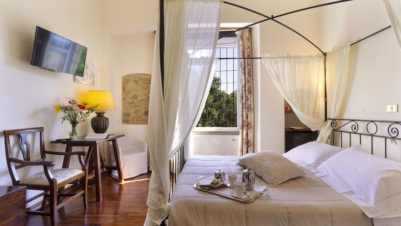 Imagen de la habitación del Hotel Abbazia Collemedio Resort and Spa. Foto 8