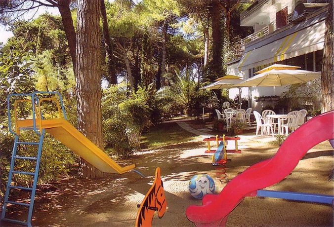 Imagen de la habitación del Hotel Abbazia, Lignano Sabbiadoro. Foto 6