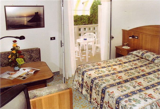 Imagen de los interiores del Hotel Abbazia, Lignano Sabbiadoro. Foto 12