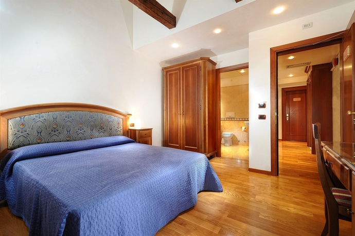 Imagen de la habitación del Hotel Abbazia, Venecia. Foto 15