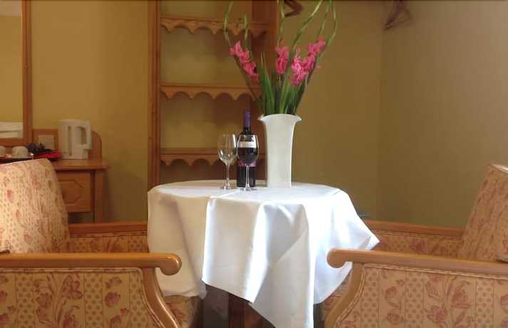 Imagen del bar/restaurante del Hotel Abbey, Ballyvourney. Foto 10