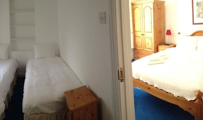 Imagen de la habitación del Hotel Abbey Court, St. Peter Port. Foto 4