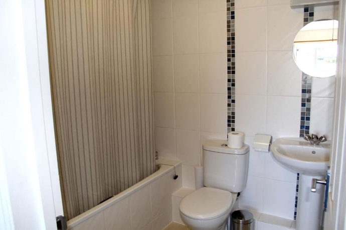 Imagen de la habitación del Hotel Abbey Court, St. Peter Port. Foto 17