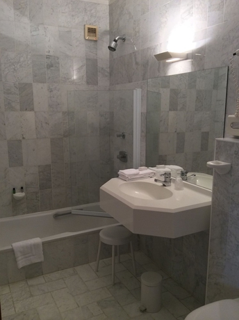 Imagen de la habitación del Hotel Abbey. Foto 16