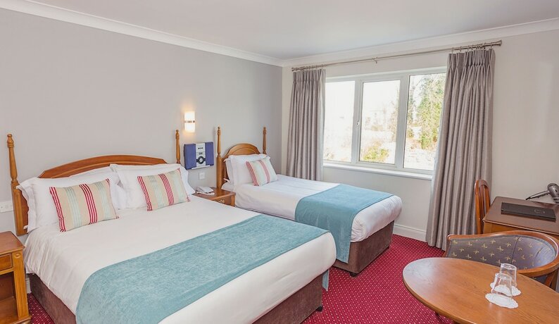 Imagen de la habitación del Hotel Abbey Lodge, KILLARNEY. Foto 18