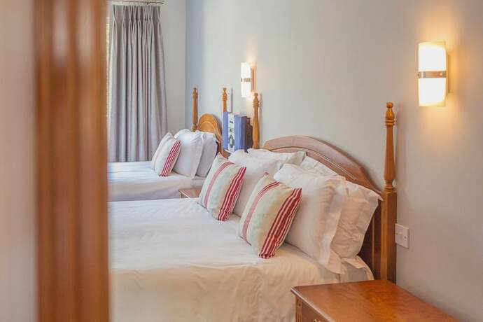 Imagen general del Hotel Abbey Lodge, KILLARNEY. Foto 8