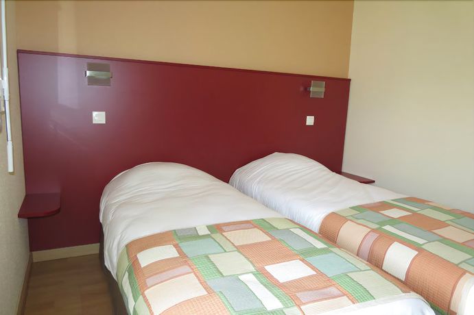 Imagen de la habitación del Hotel Abbys Hôtel. Foto 2