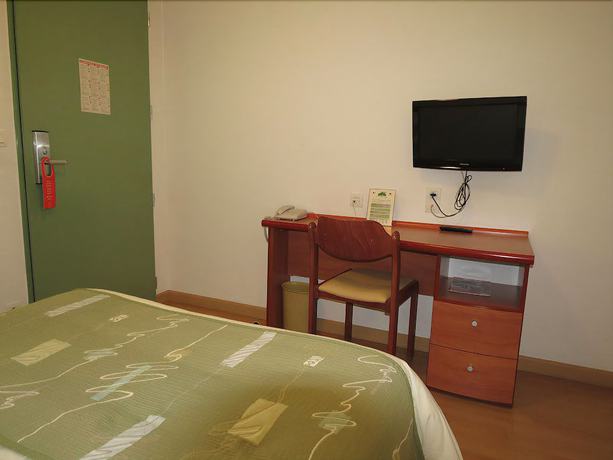 Imagen de la habitación del Hotel Abbys Hôtel. Foto 17