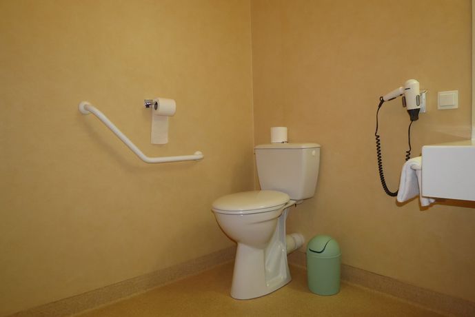 Imagen de la habitación del Hotel Abbys Hôtel. Foto 18