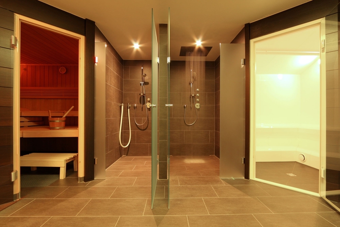 Imagen de la piscina del Hotel Abc Swiss Quality. Foto 14