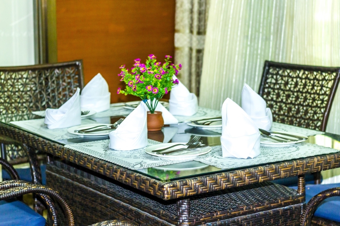 Imagen del bar/restaurante del Hotel Abc Travellers. Foto 4