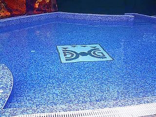 Imagen de la piscina del Hotel Abeer. Foto 6