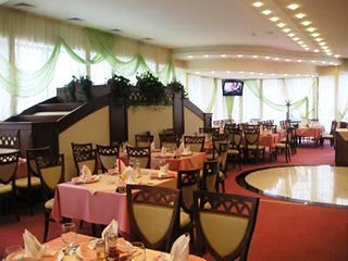 Imagen del bar/restaurante del Hotel Abeer. Foto 3