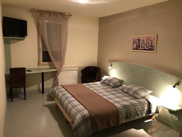 Imagen de la habitación del Hotel Abel, Langeac. Foto 9