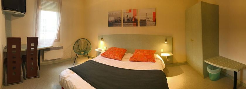 Imagen de la habitación del Hotel Abel, Langeac. Foto 14
