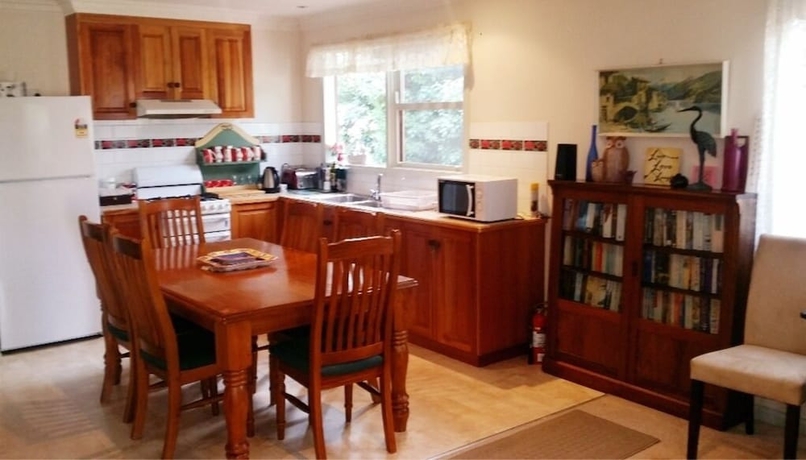 Imagen del bar/restaurante del Hotel Abelia Cottage Of Daylesford Botanical. Foto 5