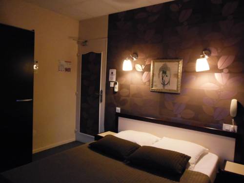 Imagen de la habitación del Hotel Abelia. Foto 5