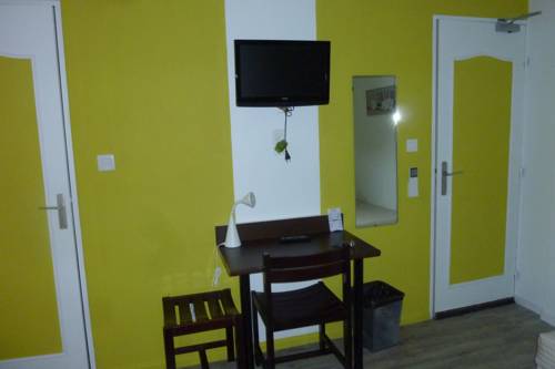 Imagen de la habitación del Hotel Abelia. Foto 8