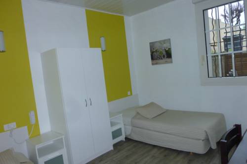 Imagen de la habitación del Hotel Abelia. Foto 11