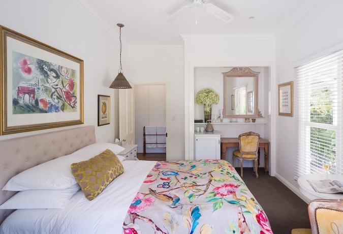 Imagen de la habitación del Hotel Abelia House. Foto 2