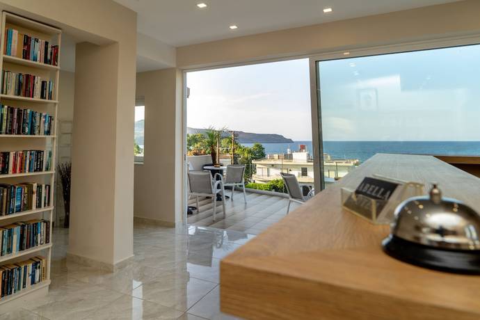 Imagen de los interiores del Hotel Abella. Foto 16