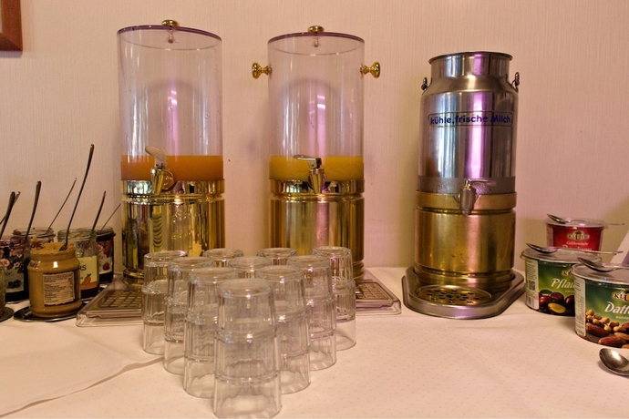 Imagen del bar/restaurante del Hotel Abendroth. Foto 9