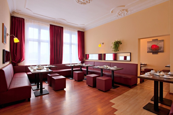 Imagen del bar/restaurante del Hotel Abendstern, Charlottenburg. Foto 4