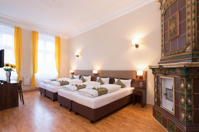 Imagen de la habitación del Hotel Abendstern, Charlottenburg. Foto 9