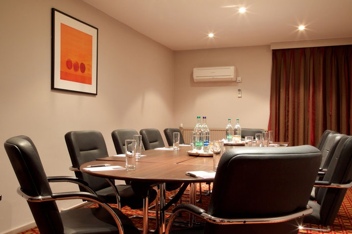 Imagen de los interiores del Hotel Aberdeen Airport Dyce , Sure Collection By Bw. Foto 16