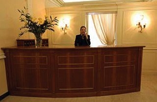 Imagen de los interiores del Hotel Aberdeen. Foto 8