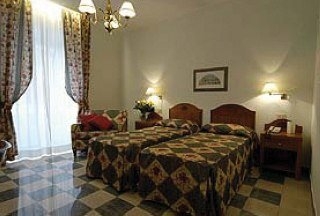 Imagen de la habitación del Hotel Aberdeen. Foto 7