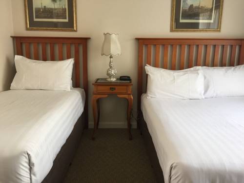 Imagen de la habitación del Hotel Aberdeen Motor Inn. Foto 1
