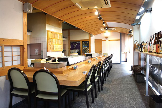Imagen del bar/restaurante del Hotel Abest Kochi. Foto 3