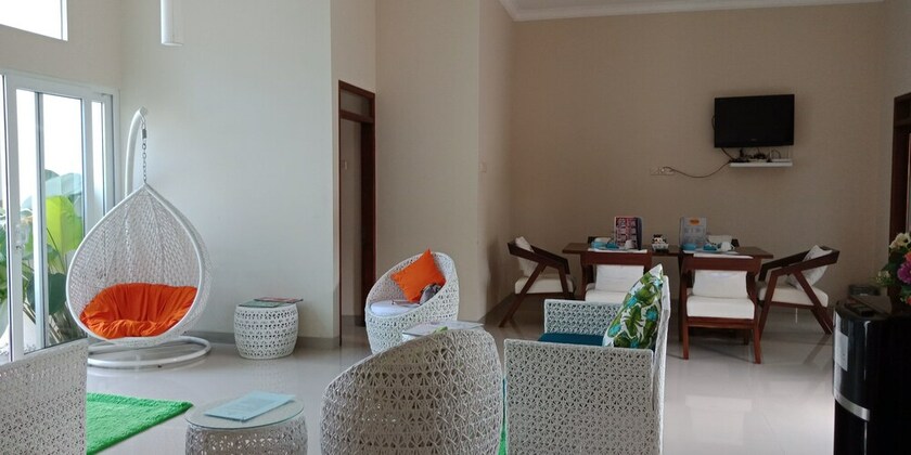 Imagen de la habitación del Hotel Abhaya Villa. Foto 3