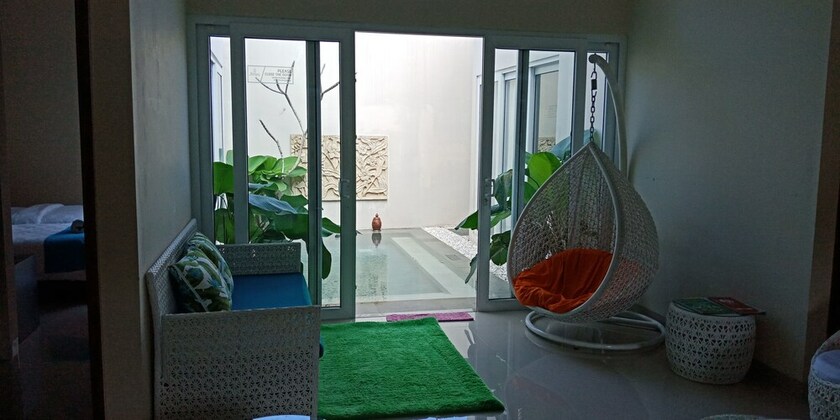 Imagen de los interiores del Hotel Abhaya Villa. Foto 14
