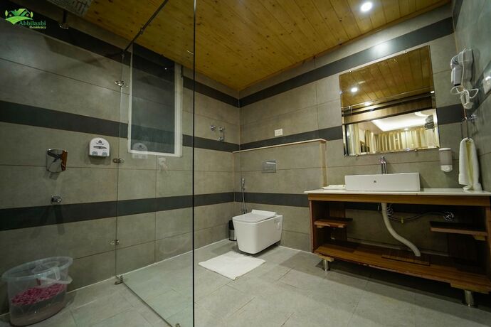 Imagen general del Hotel Abhilashi Residency and Spa Manali. Foto 2