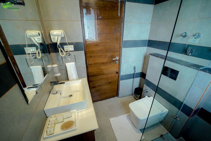 Imagen general del Hotel Abhilashi Residency and Spa Manali. Foto 8