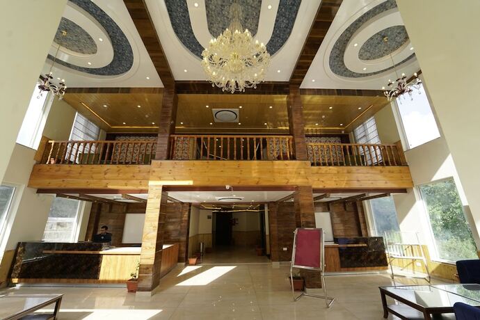 Imagen general del Hotel Abhilashi Residency and Spa Manali. Foto 12