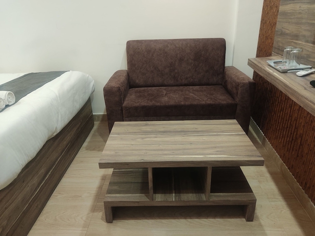 Imagen de la habitación del Hotel Abhinandan, Faizabad. Foto 6