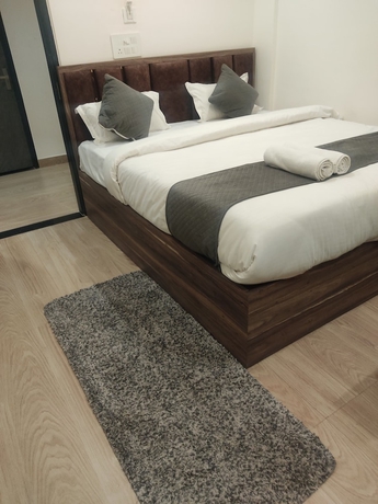 Imagen de la habitación del Hotel Abhinandan, Faizabad. Foto 7