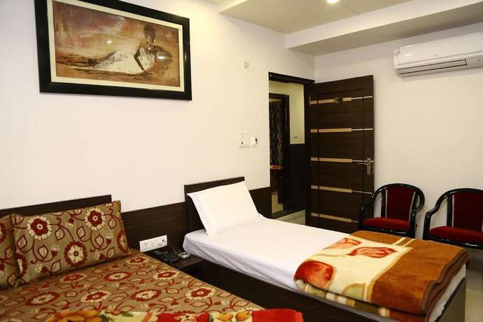 Imagen de la habitación del Hotel Abhinandan Inn Jaipur. Foto 17