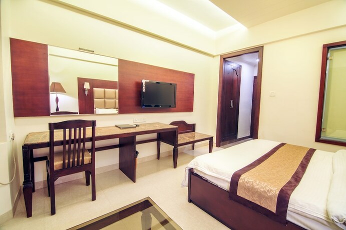 Imagen de la habitación del Hotel Abhinandan, Mathura. Foto 21